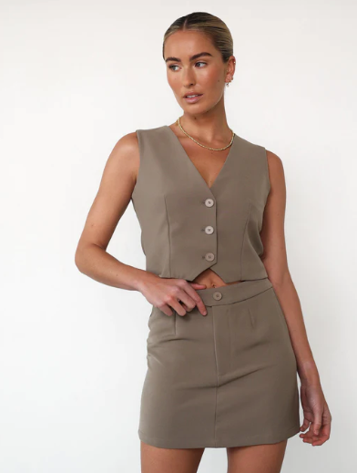 Enfilade Mini Skirt (Tea Leaf)